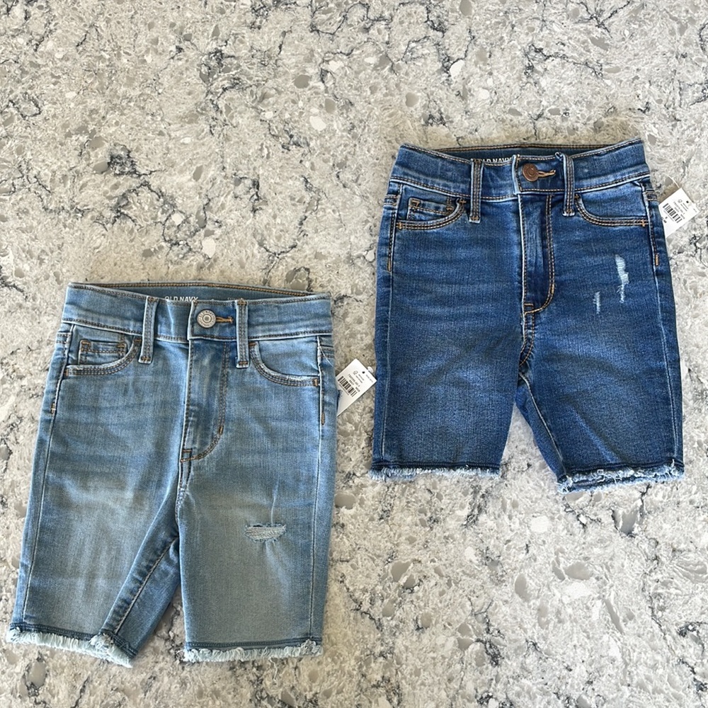 Lot of 2 - Old Navy Extra High Rise Rockstar Jegging Burmuda Shorts 6 Slim NWT